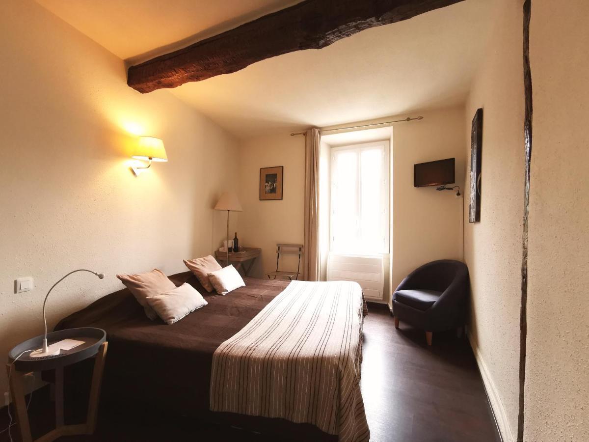 Logis Hotel Restaurant La Barguillere Saint-Pierre-de-Rivière Zewnętrze zdjęcie