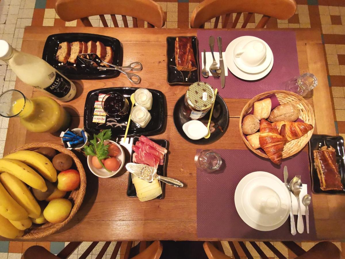Logis Hotel Restaurant La Barguillere Saint-Pierre-de-Rivière Zewnętrze zdjęcie